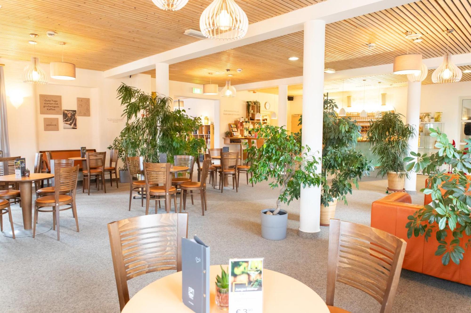 Jufa Hotel Poellau - Bio Landerlebnis מראה חיצוני תמונה
