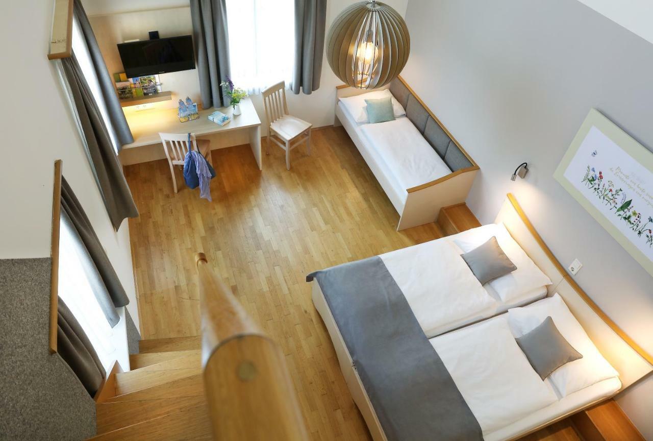 Jufa Hotel Poellau - Bio Landerlebnis מראה חיצוני תמונה